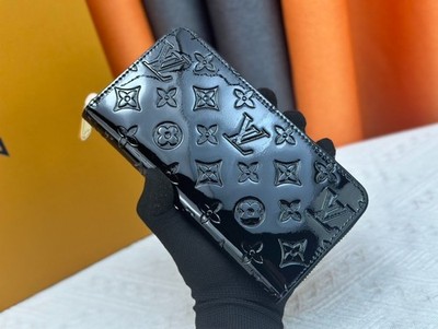 Louis M60017 Zippy Wallet Monogram Vernis Black Patent Leather Long Zip