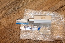 Smc MKB25-20RZ Double Acting Pneumatic Rotary Clamp Cylinder Authentic NOT CHINA