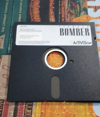 Fighter Bomber (Vektor Grafix 1989) Commodore 64 (Diskette) works 8-bit classic