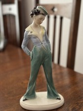 Beautiful Art Deco Hand Painted Figure Of Young Girl, Excellent Condition 1930’s