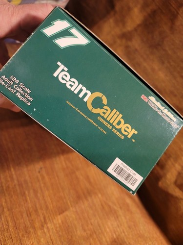 MATT KENSETH #17 VISINE-A 1/24 TEAM CALIBER OWNERS 2001 DIECAST FACTORY SEALED - Picture 5 of 7