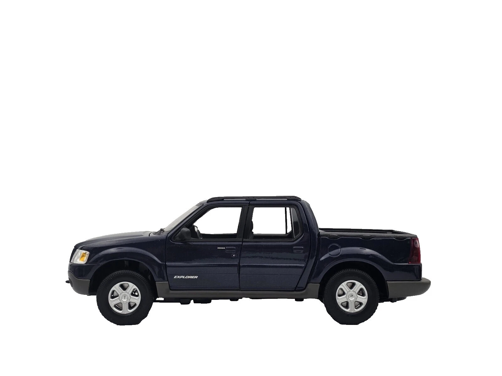 Maisto 1:18 Scale Diecast & Toy Pickup Trucks