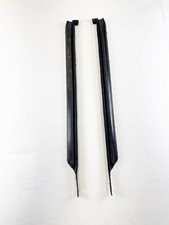 1971-73 Mustang Quarter Window Vertical Weatherstrip Fastback Pair D1zz63301467