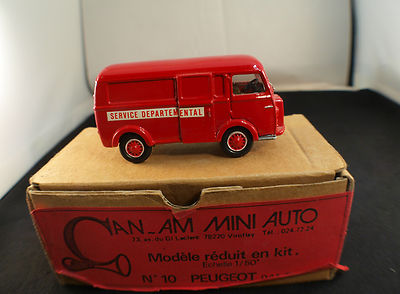 Canam France N°10 Peugeot D4A Service Départemental - Miniature Pompier Résine - 9cm