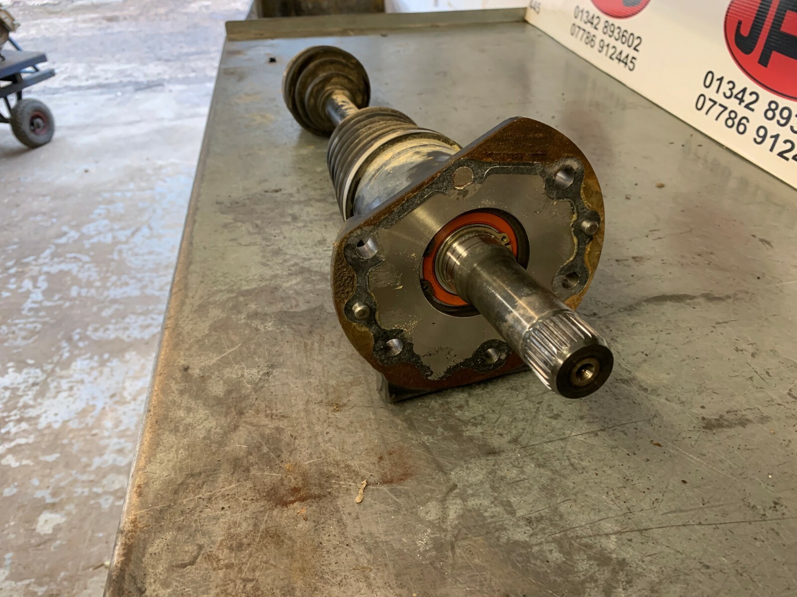 Rear driveshaft X John Deere Gator HPX 0715. AM1 35876/ QC 080102B ..£