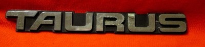 1986 Ford Taurus Emblem Part Number E6DB-5442550-BA Trunk Lid lsc15