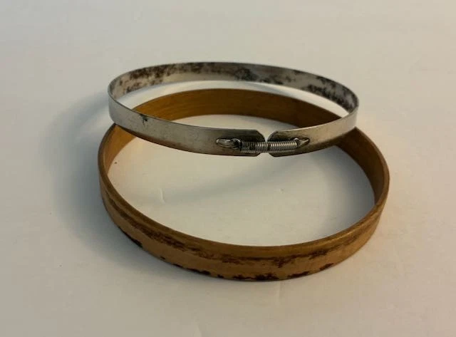 Vintage 4" Wood & Metal Round Embroidery Hoop Spring Tension - Image 2 of 4