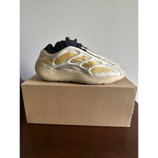Adidas Yeezy Boost 700  Safflower    Size 10 ...