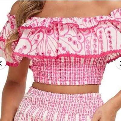Lilly s Kloset Pink Off the Shoulder Crop Ruffle Lace Top size Small