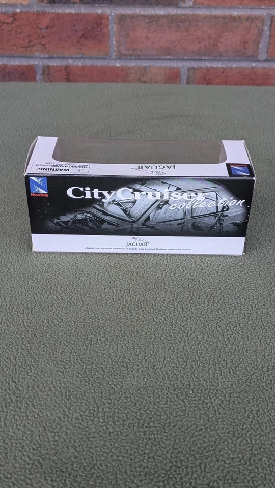 Jaguar XK120 Roadster NewRay 1/43 Scale Diecast- Light Blue (New in box) - Image 3 of 3