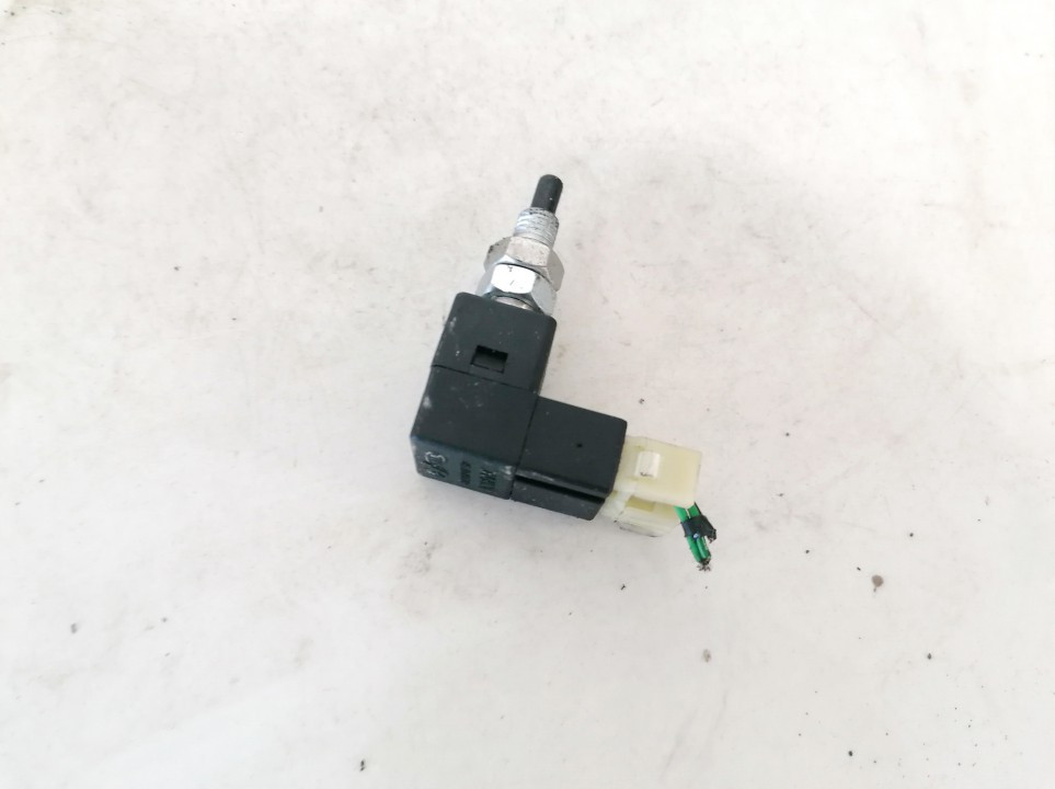 pa66gf30 clutch pedal switch pa66-gf30 Chevrolet Orlando DE1312753-95