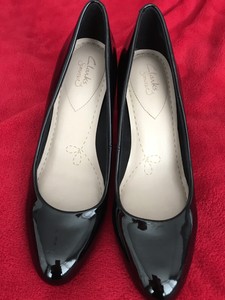 clarks patent heels
