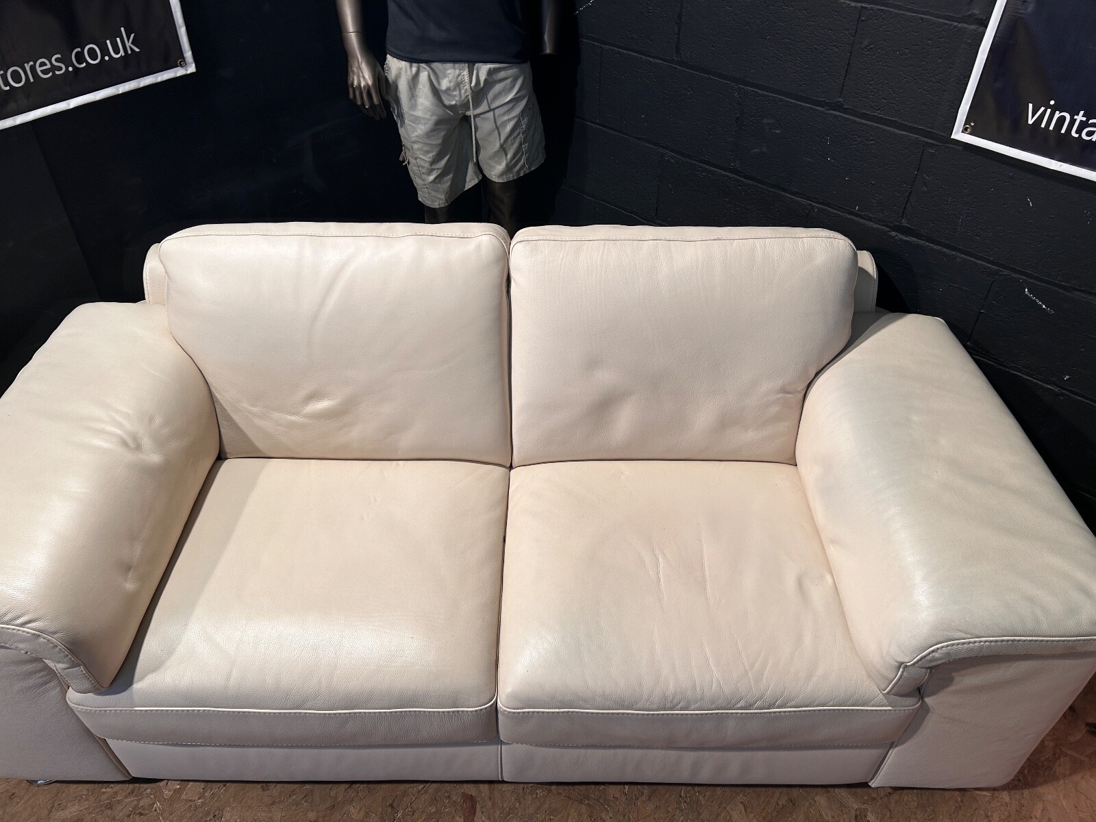 CAN DELIVER BARKER AND STONEHOUSE NATUZZI WHITE LEATHER SOFA eBay