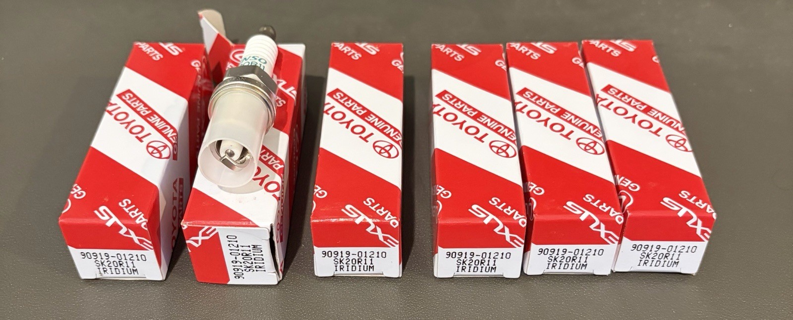 6PCS Genuine DENSO Iridium Spark Plugs OEM 90919-01210 SK20R11 3297 for Toyota