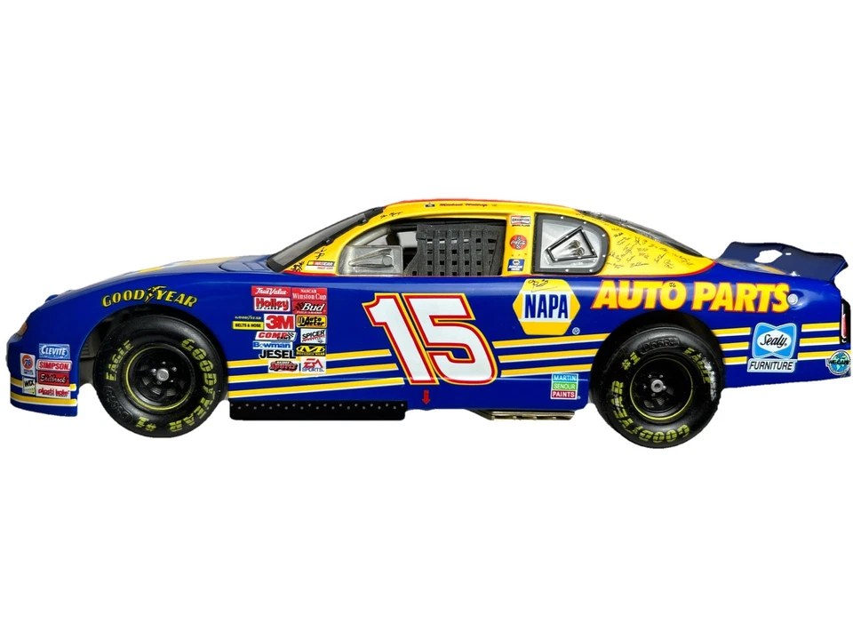 Banco fundido a presión Michael Waltrip #15 NAPA escala 1:24 con llave NASCAR sin caja Foto 2 de 4