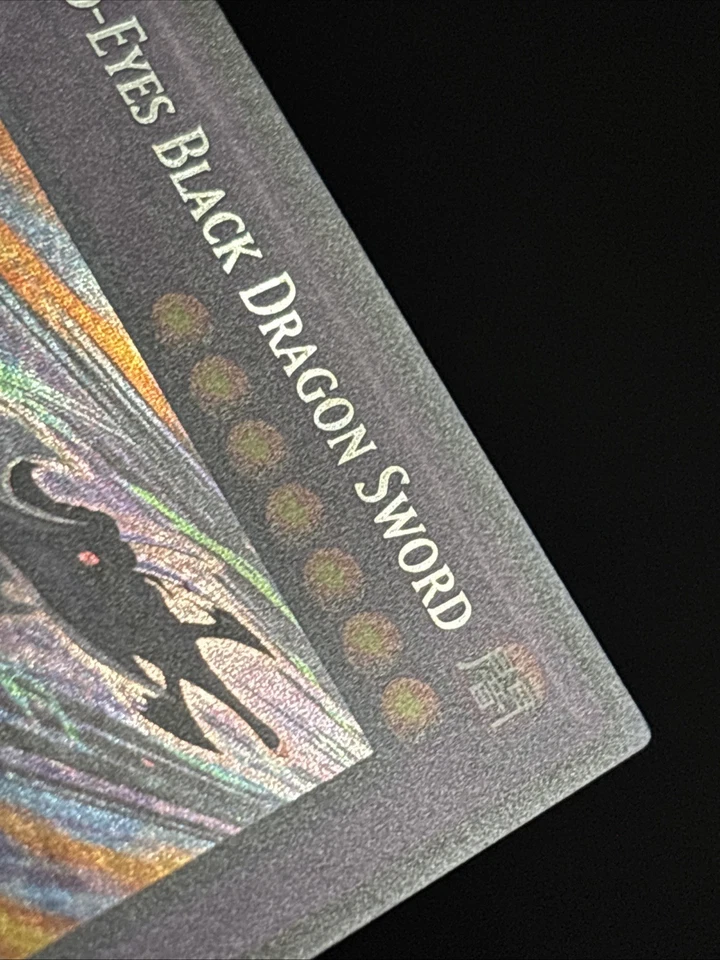 Yu-Gi-Oh! TCG Red-Eyes Black Dragon Sword DRL2-EN012 1st Edition Secret Rare LP - Image 3 of 4