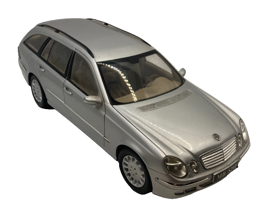 Kyosho Mercedes-Benz 1:18 Scale Diecast Cars, Trucks & Vans for