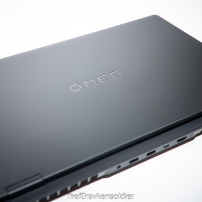 HP OMEN 17.3 Gaming Laptop 17-db1000 4TB SSD Win 11 + Driver USB