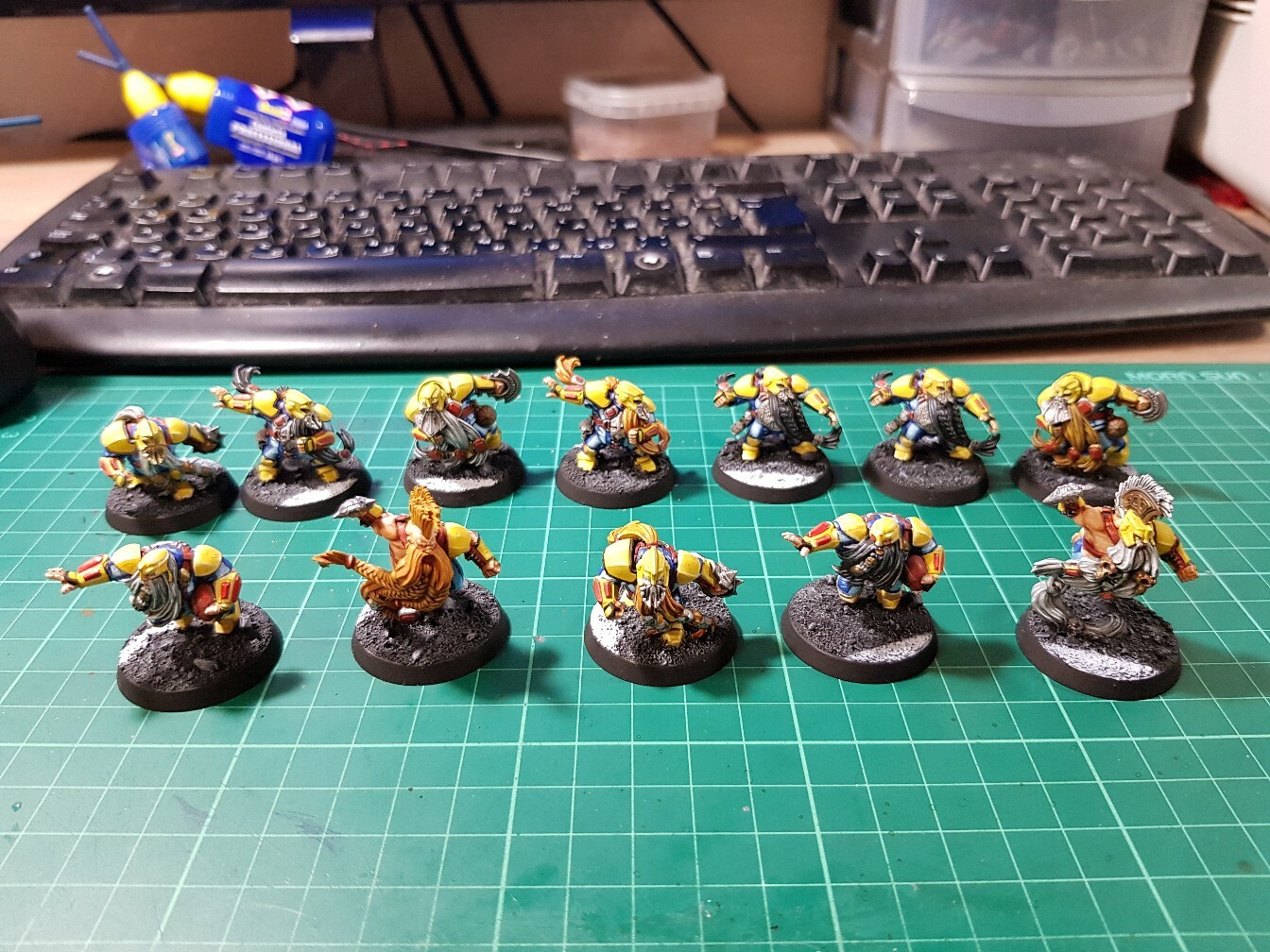 Blood bowl dwarf team pro painted Blood bowl dwarf team pro painted