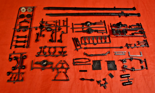 Italeri US Wrecker Truck Ford LTL 9000 Chassis Parts 1/24