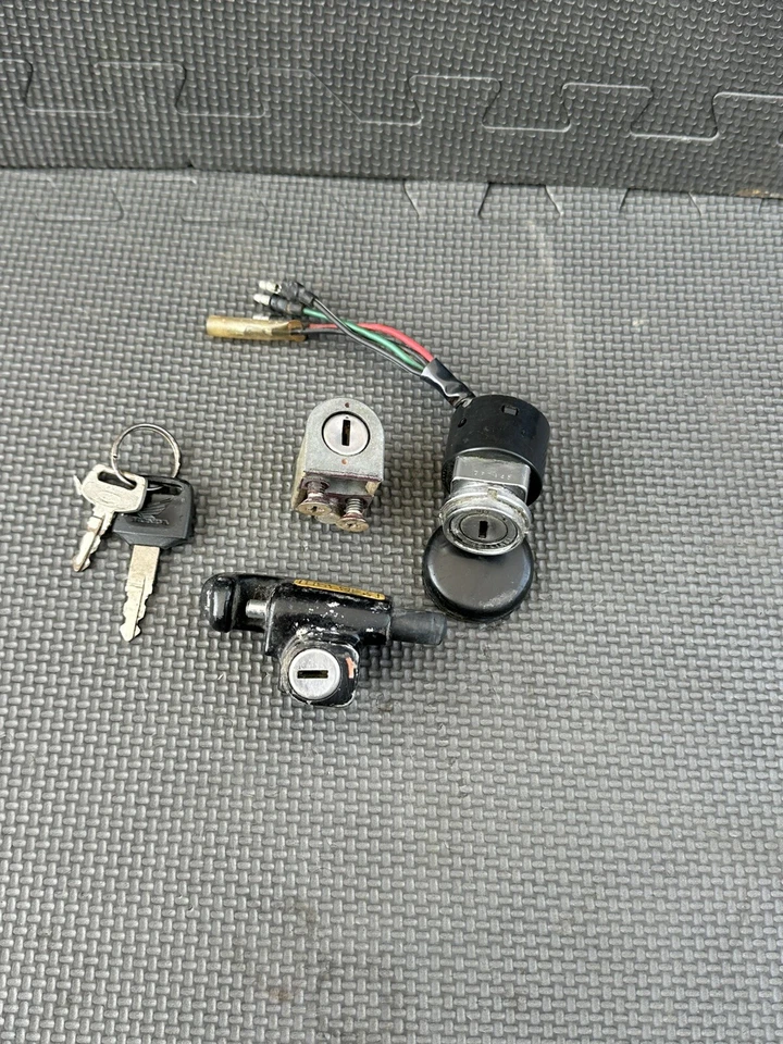 82-86 ct110 conjunto de trava trilha 110 garfo de ignição chave de bloqueio de tanque auxiliar 4 fios - Imagem 3 de 3