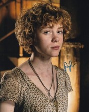 Sophia Lillis signed autograph 20x25cm IT in person autograph COA