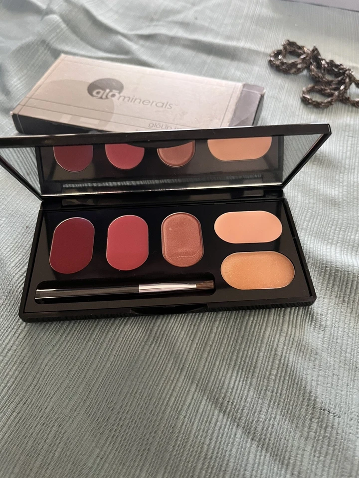 Glo Minerals Multicolor gloLip Maven Kit 0.19 OZ .5g Brillo Imprimación Tonos Foto 4 de 4