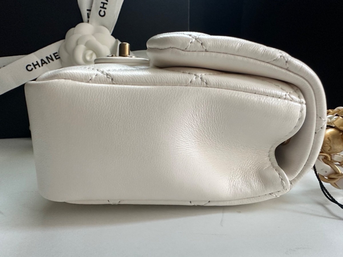 New 24P CHANEL White Leather Mini Small Classic Flap Bag