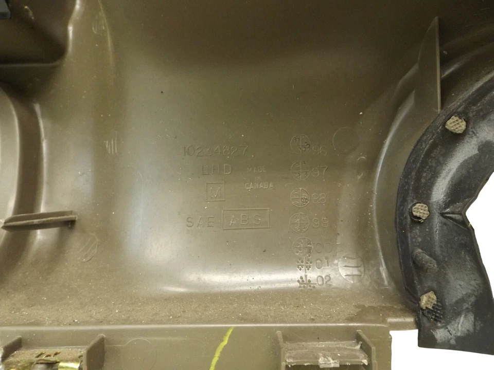 1998-2005 Oldsmobile Silhouette Gauge Cluster Bezel Used OEM 10234827 Foto 4 de 4