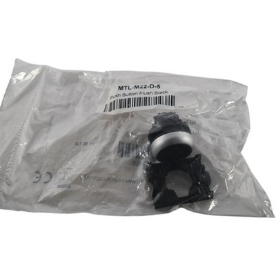 NEW Eaton M22-D-S 22mm Flush Pushbutton Actuator Black Momentary RMQ-Titan 