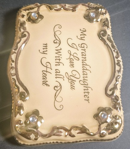 2018 Bradford Exchange Heirloom Porcelain Music Box "Granddaughter I Love You" - Bild 8 von 12