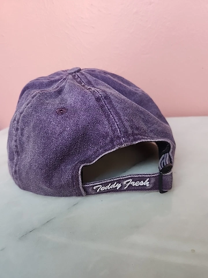 Sombrero de papá lavado púrpura fresco de peluche - Logo de oso de peluche bordado - Correa trasera Foto 4 de 4