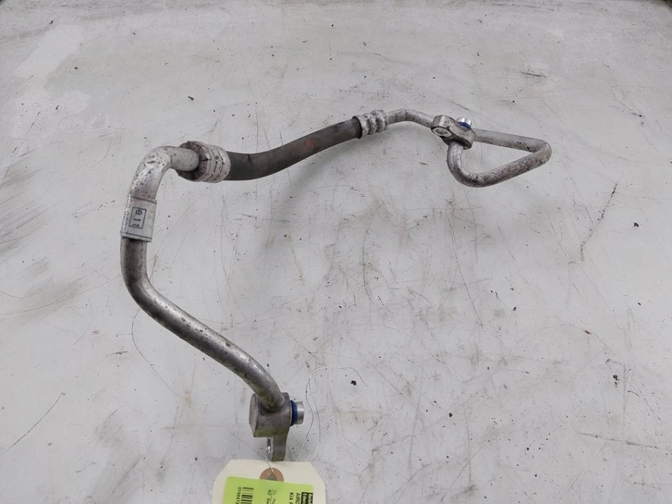 TUBO AC AC PIPE Kia Rio III (UB) Hatchback 1.2 CVVT 16V (G4LA5) 2013 977621W100 - Imagen 2 de 3