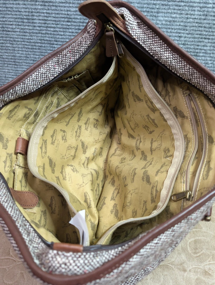VTG LL Bean Tote Bag Tweed Wool And Leather Full Zip Two Handle Weekender  - Image 3 of 4