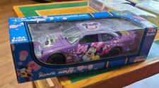 NEW Disney Daytona 500 Minnie Mouse Car Team Caliber Diecast 1:24 Chevy NASCAR