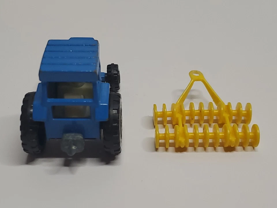 Matchbox Superfast Ford Tractor & Harrow - Image 4 of 4
