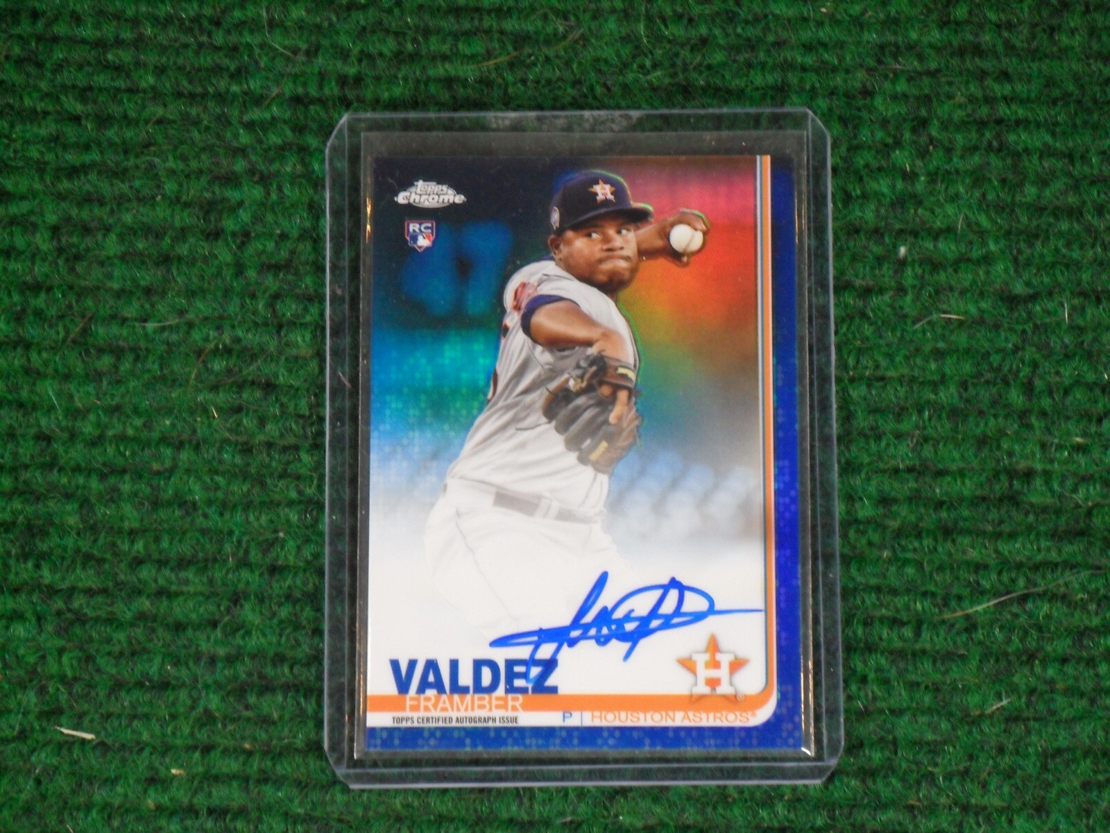 2019 Topps Chrome Framber Valdez Astros Blue Refractor Auto /150 Rookie RC