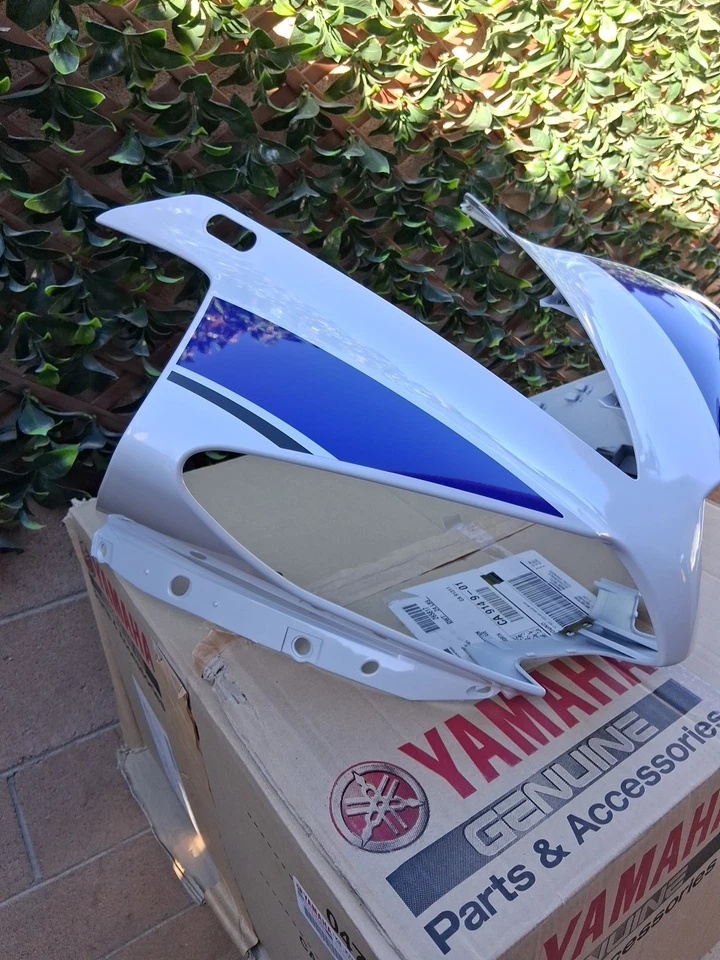 YAMAHA YZF R1 OEM UPPER FAIRING COWL BRAND NEW 1KB-W283G-70-P1 2014 - Image 2 of 4