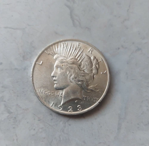 1923 Peace Silver Dollar BU (cn15594)