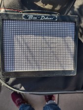 Fender Mini-Deluxe Amp MD-20 9V DC. Really Go...