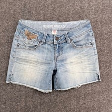 Mossimo Supply Co Womens Light Wash Embroidered Denim Shorts Fit 5 Low Rise 5