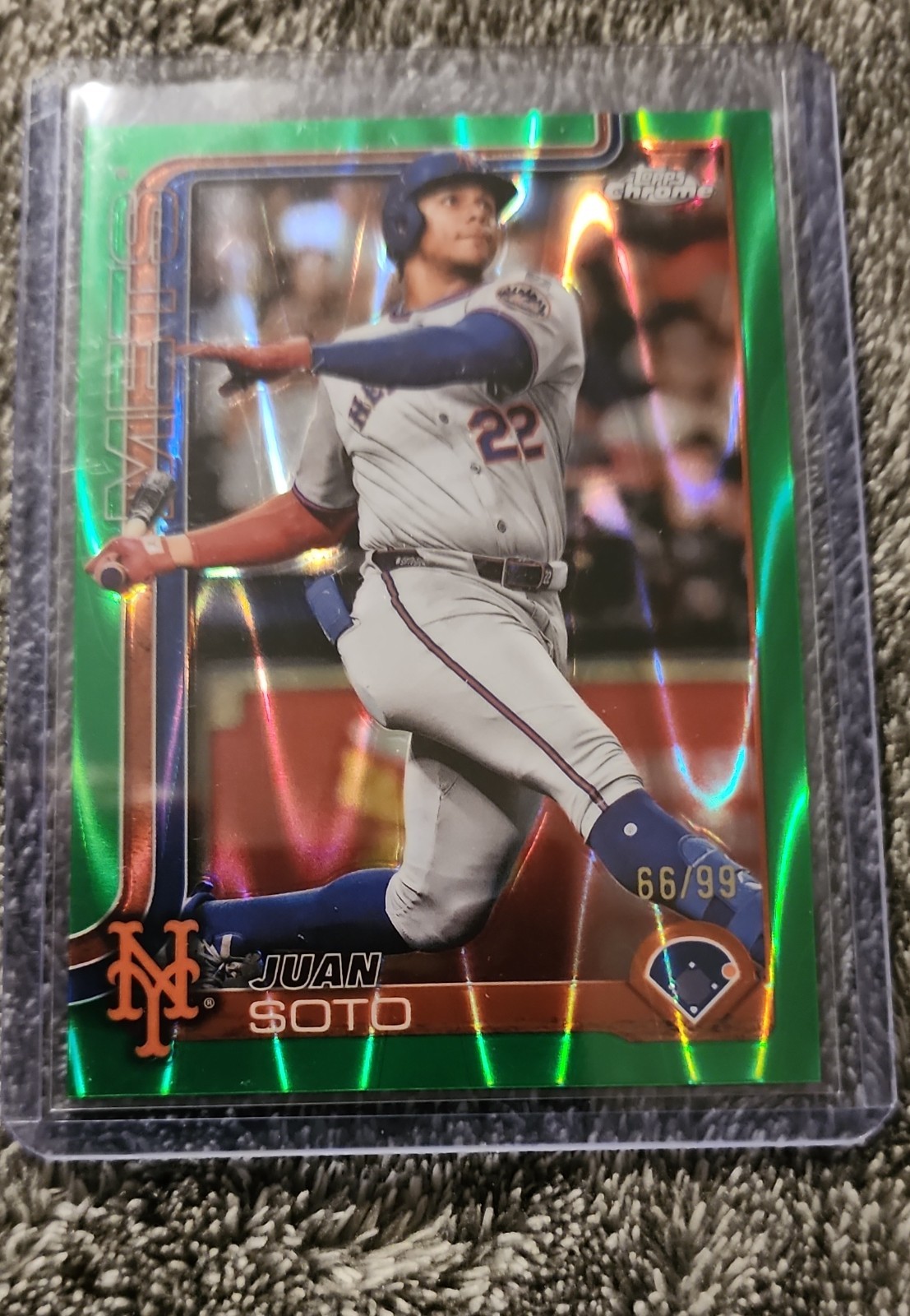 2025 Topps Chrome - Juan Soto #200 Green RayWave Refractor /99