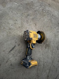 DEWALT DCS438B 20 Volt XR Lithium Ion Cordless 3 in. Cut off Tool (Tool Only)