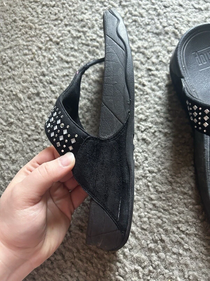 Sandalias FitFlop Novy Tanga Chanclas Cuña Sin Cordones Gamuza Negra Para Mujer Talla 8 Foto 3 de 4