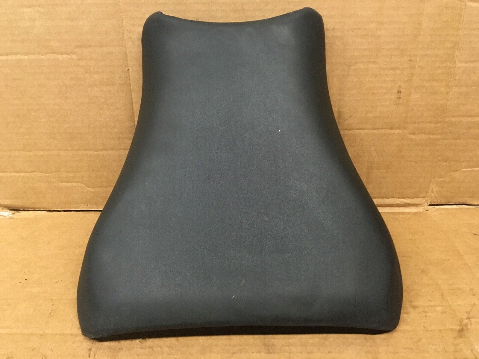 1994-1997 Kawasaki ZX9R, front seat, driver OEM seat, #124197