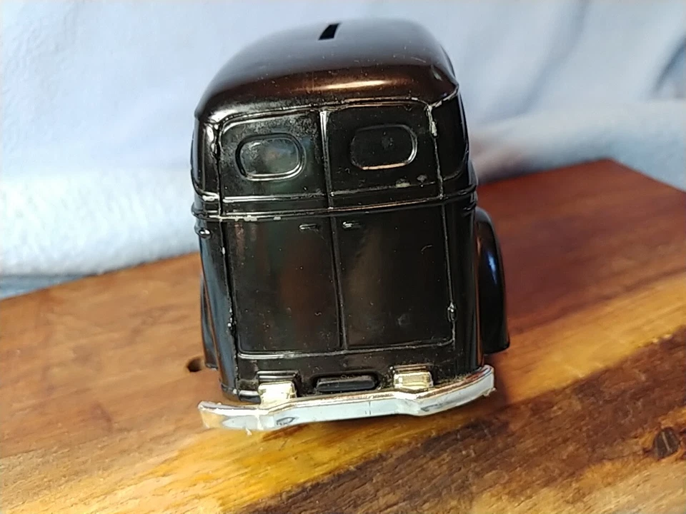 ¡Venta de mi propiedad! Banco de camión Chevy 1938 Lion Oil panel metal 1:43 sin enchufe Foto 4 de 4