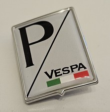 Vespa Emblem Kaskade Aufkleber hell-grau