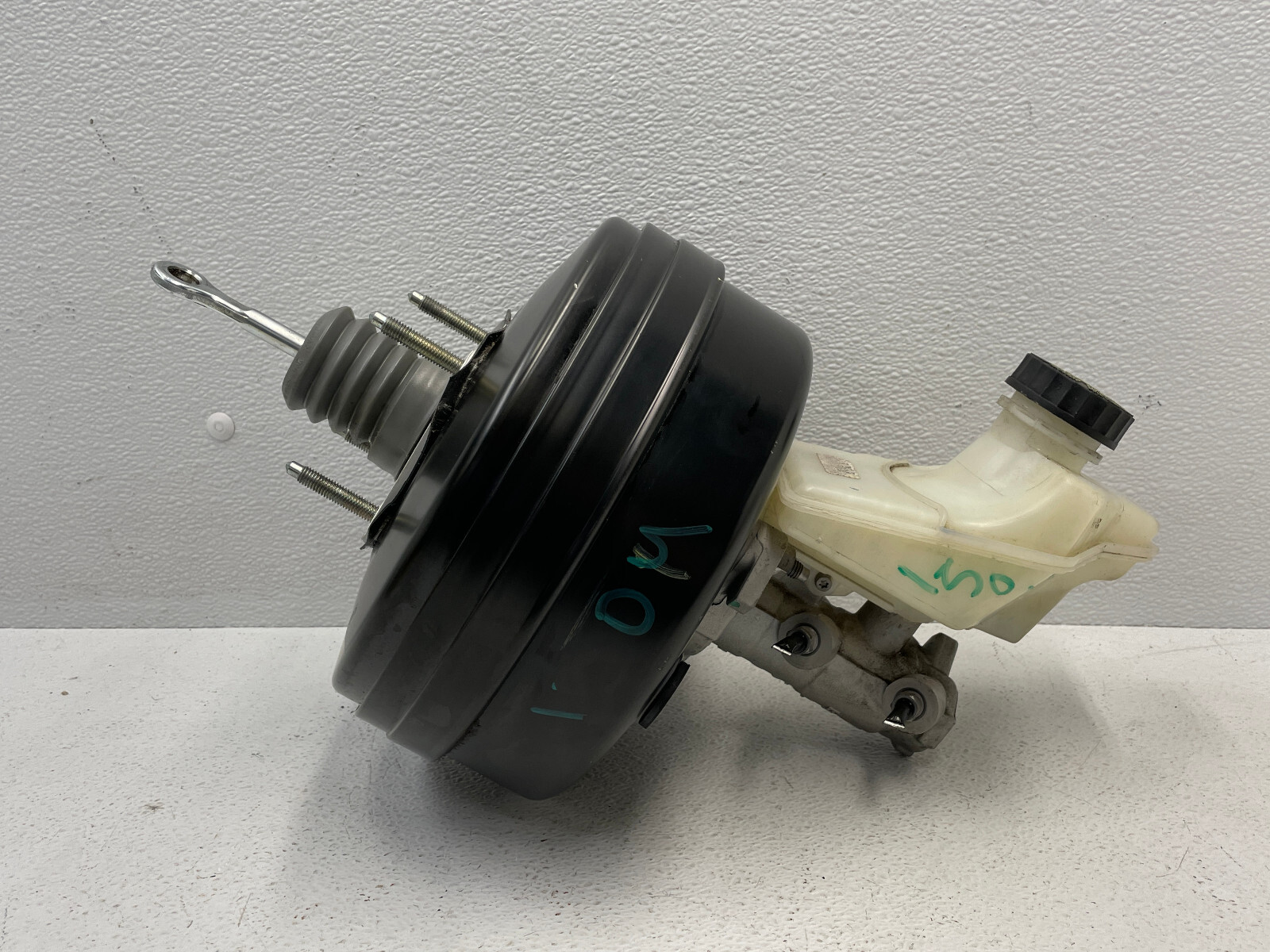 2014-2017 Maserati Ghibli S Power Brake Booster Master Cylinder 1504 OEM