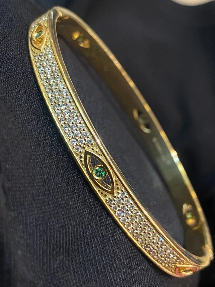 Pave 2,62 Cts Runde Brilliant Cut Diamanten Smaragd Evil Eye Armband In 14K Gold - Bild 2 von 4