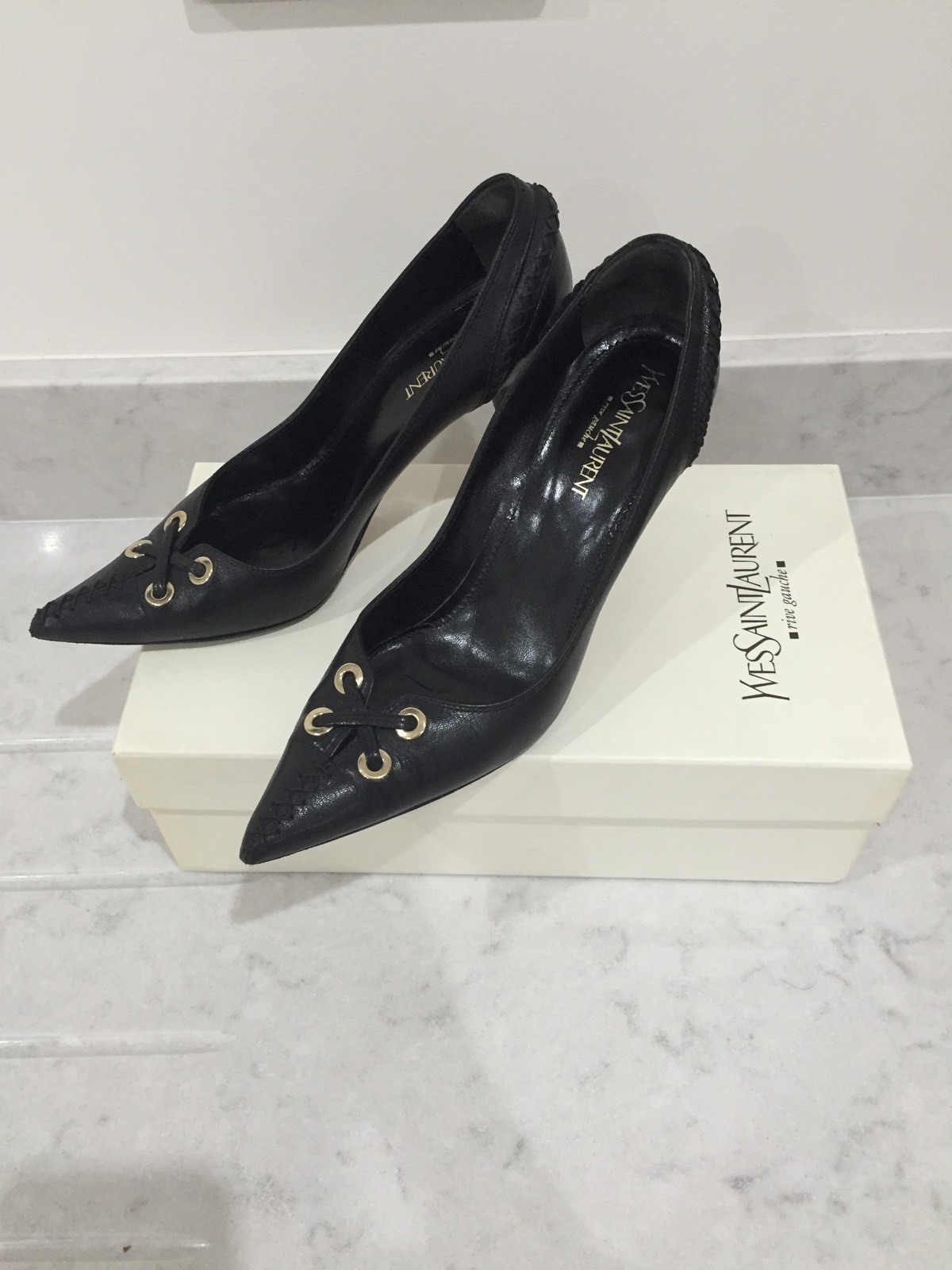 SCARPE YVES SAINT LAURENT taglia IT38 UK4